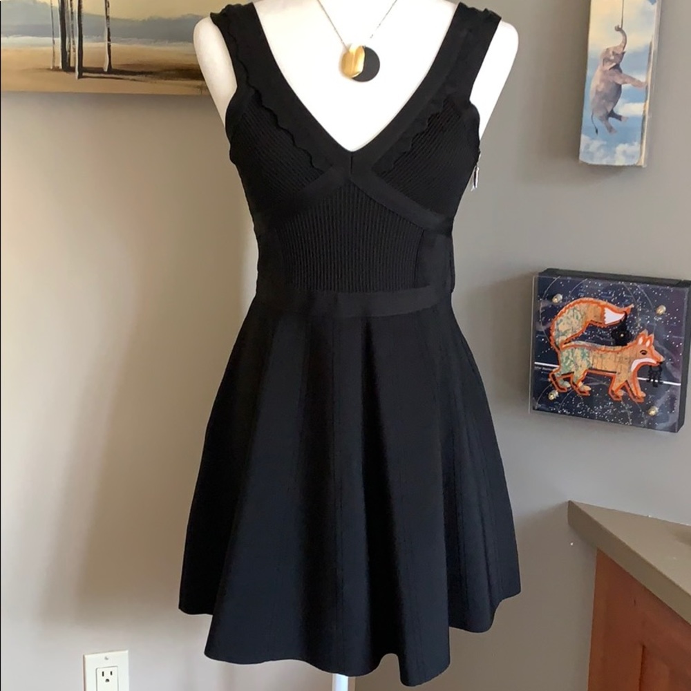NWT Guess Fit N Flair black dress size M